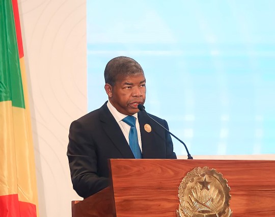 João Lourenço pede que se acredite sem hesitações na juventude