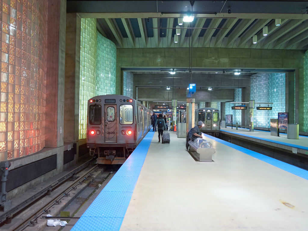 Chicago Blue Line train à O'Hare