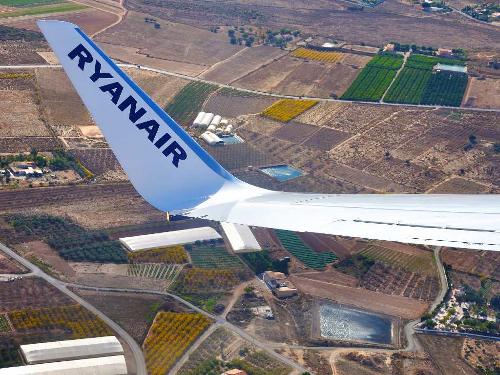 Ryanair plane