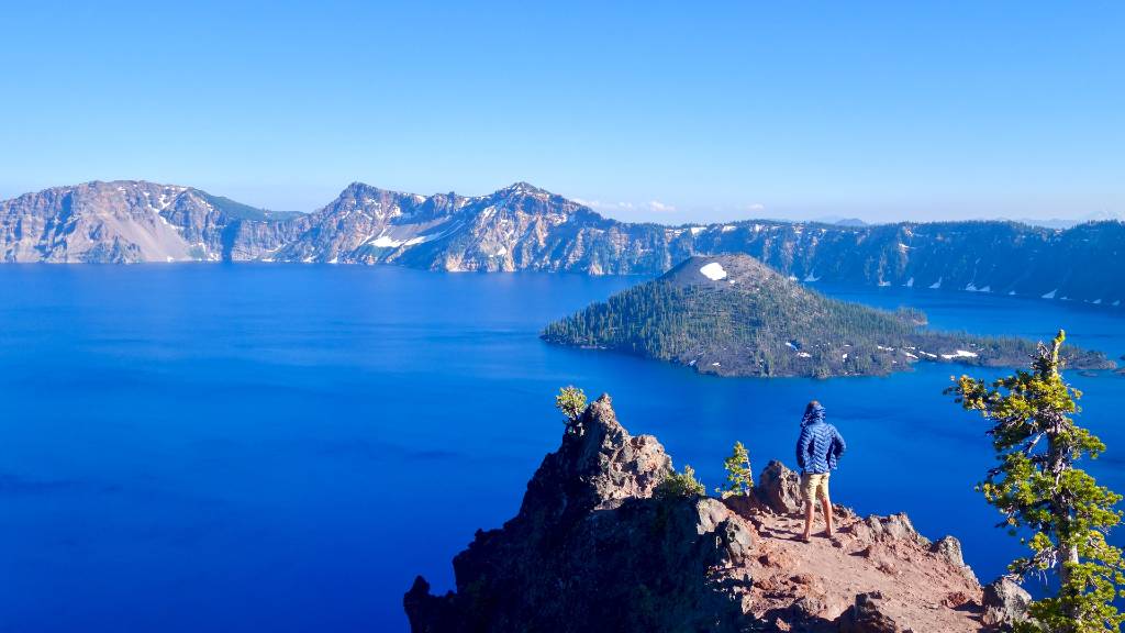 Crater lake, Oregon.
