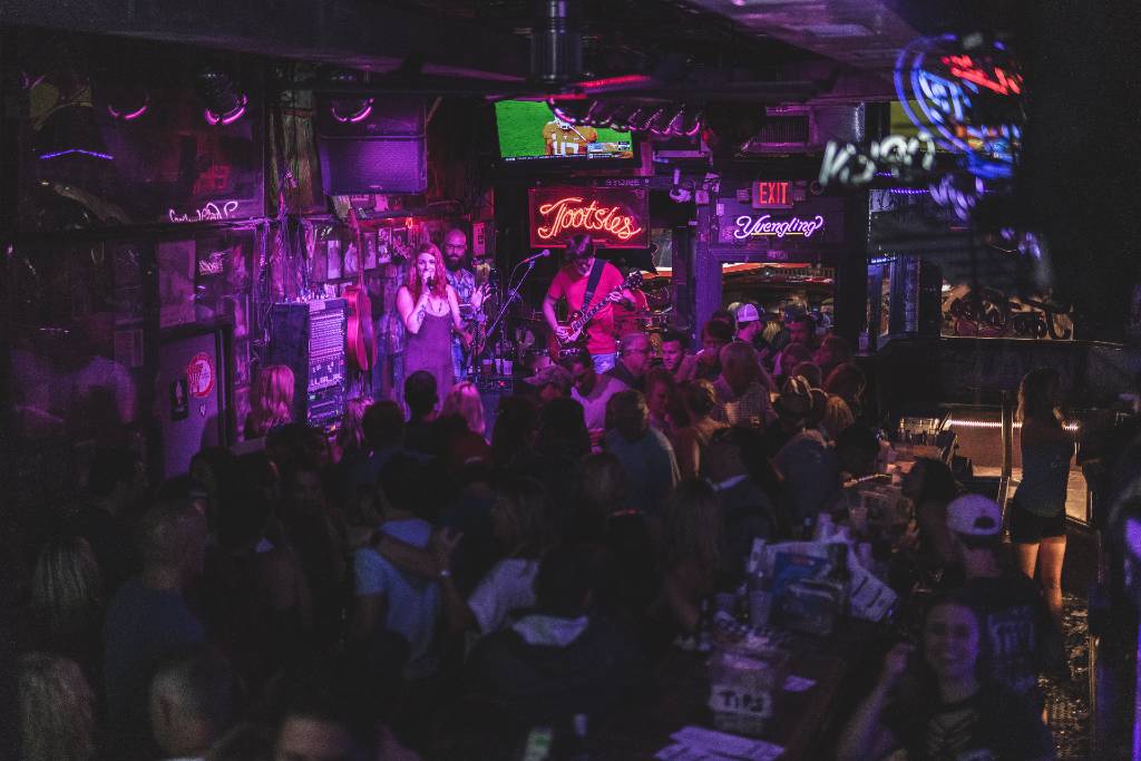 live music in Nashville.