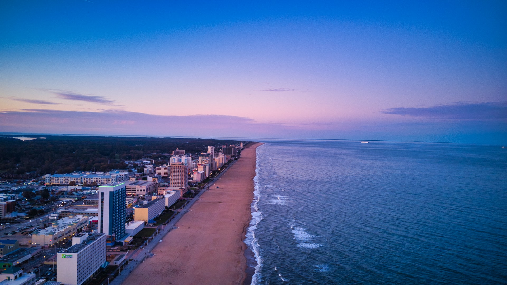 Virginia Beach Answering Service - Smith.ai - 24/7 Superior Live Agents