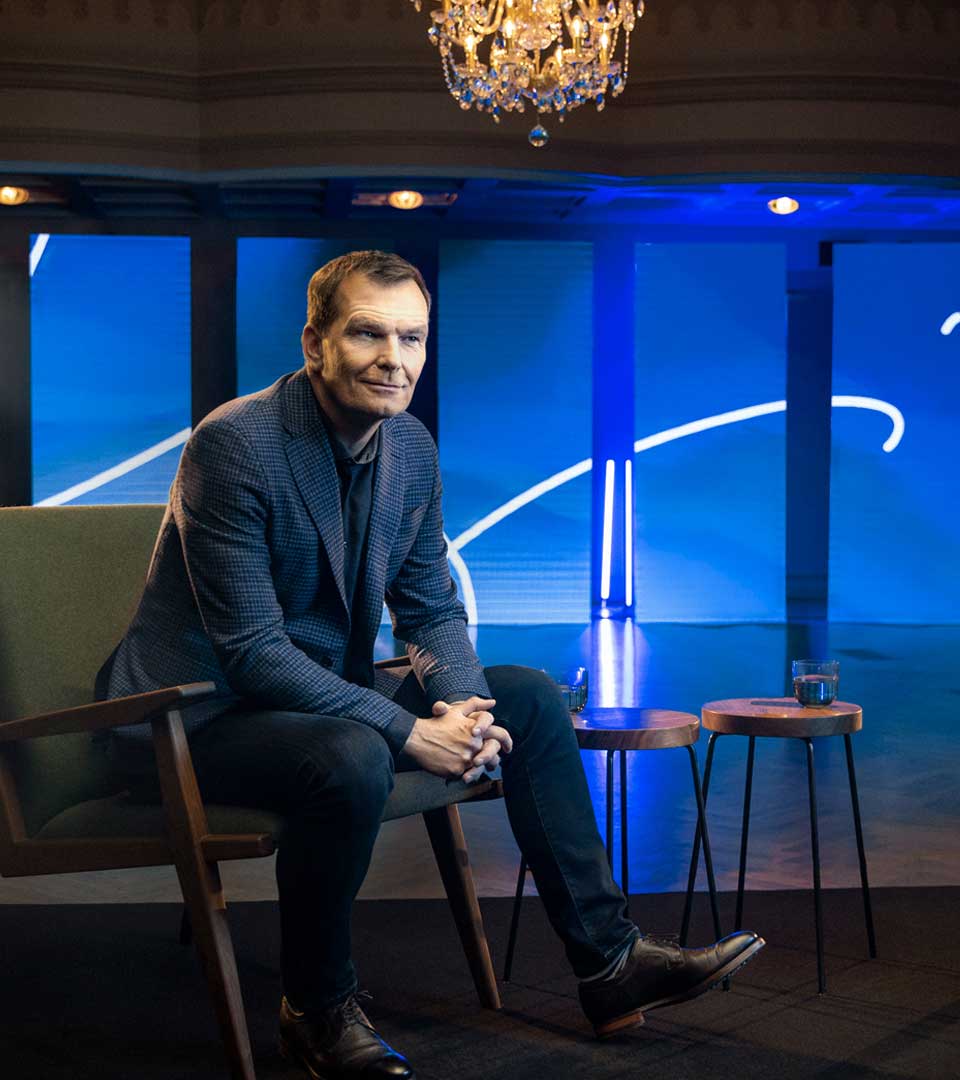 Logi Bergmann snýr aftur