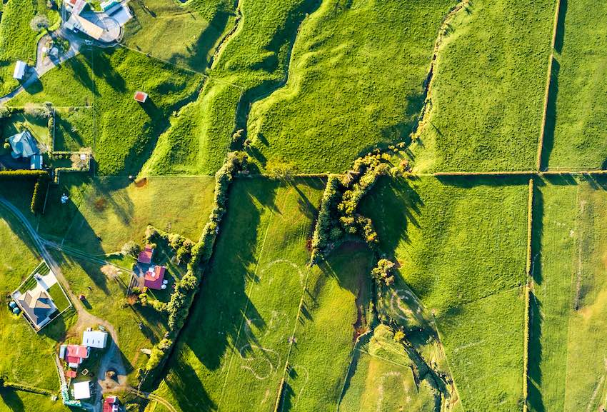 What is an easement in gross?