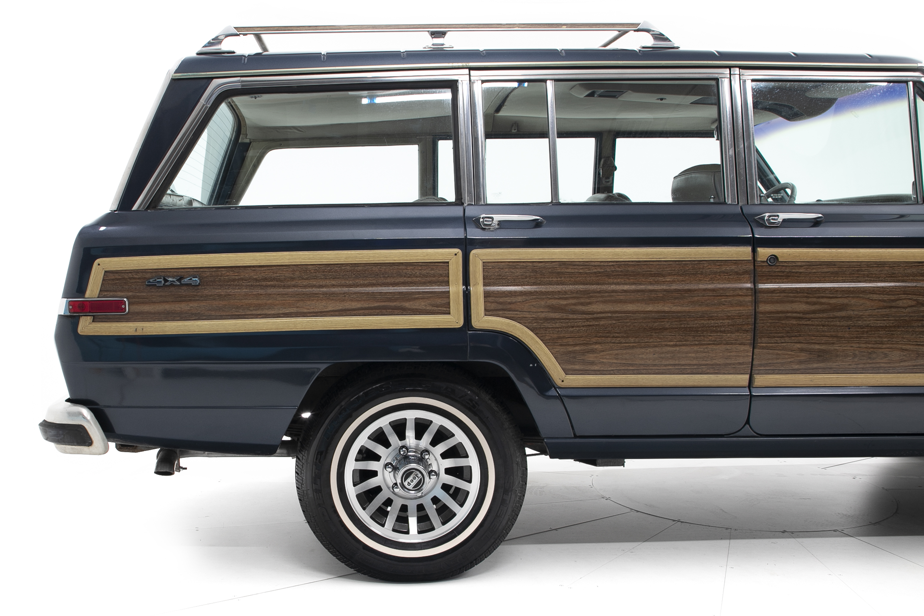 Jeep wagoneer limited