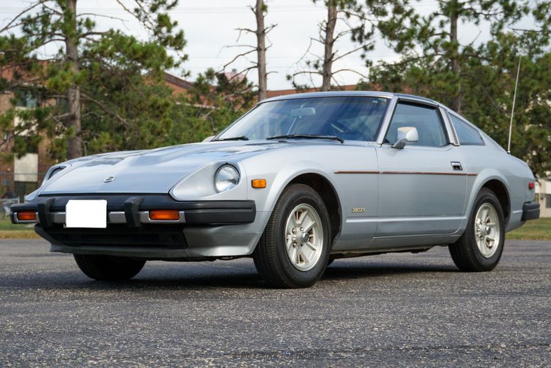 DATSUN FOR SALE visual data 6