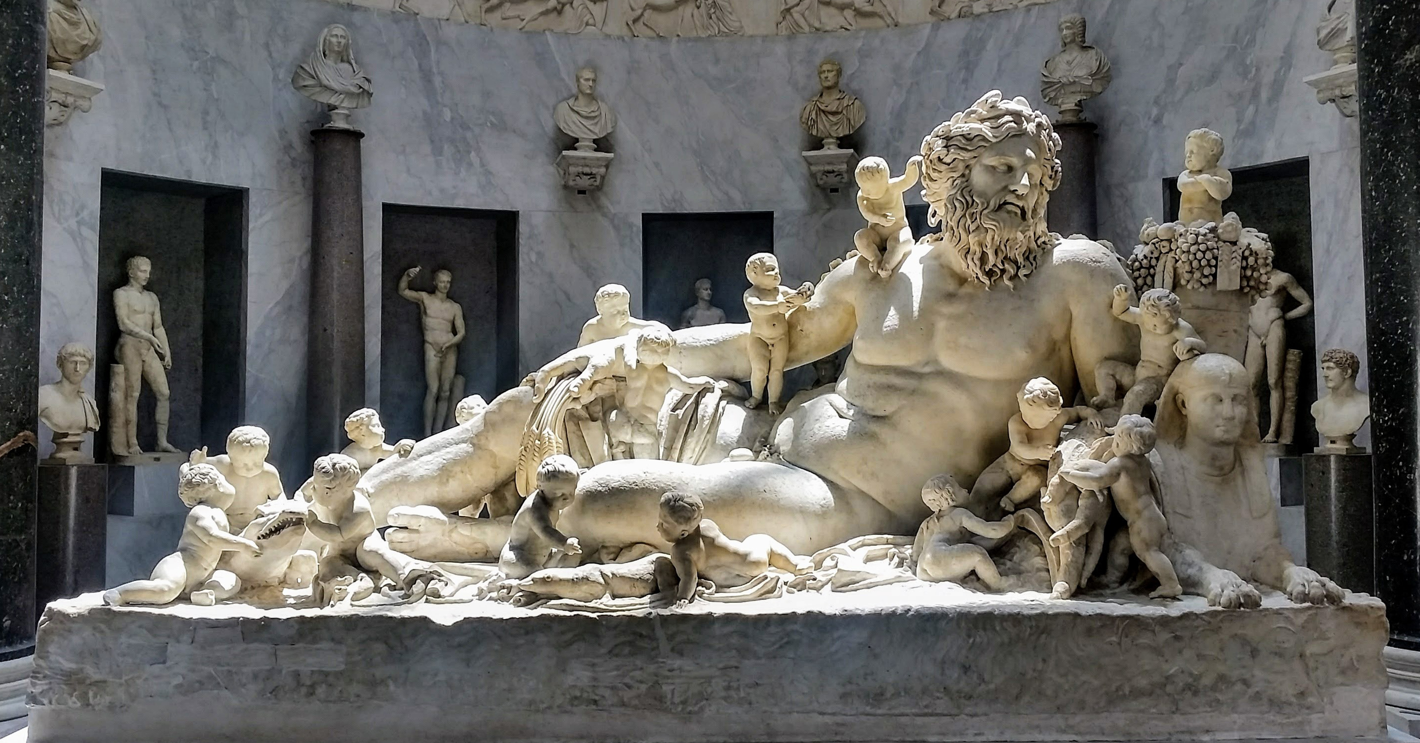 神々しいワインイベントを訪れて