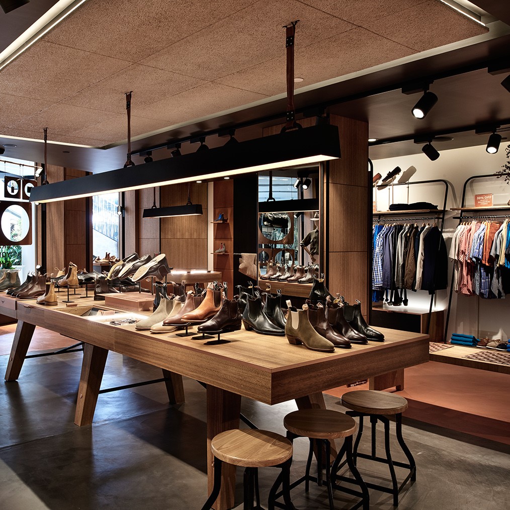 Retail Shopfitting R.M. Williams Storepro