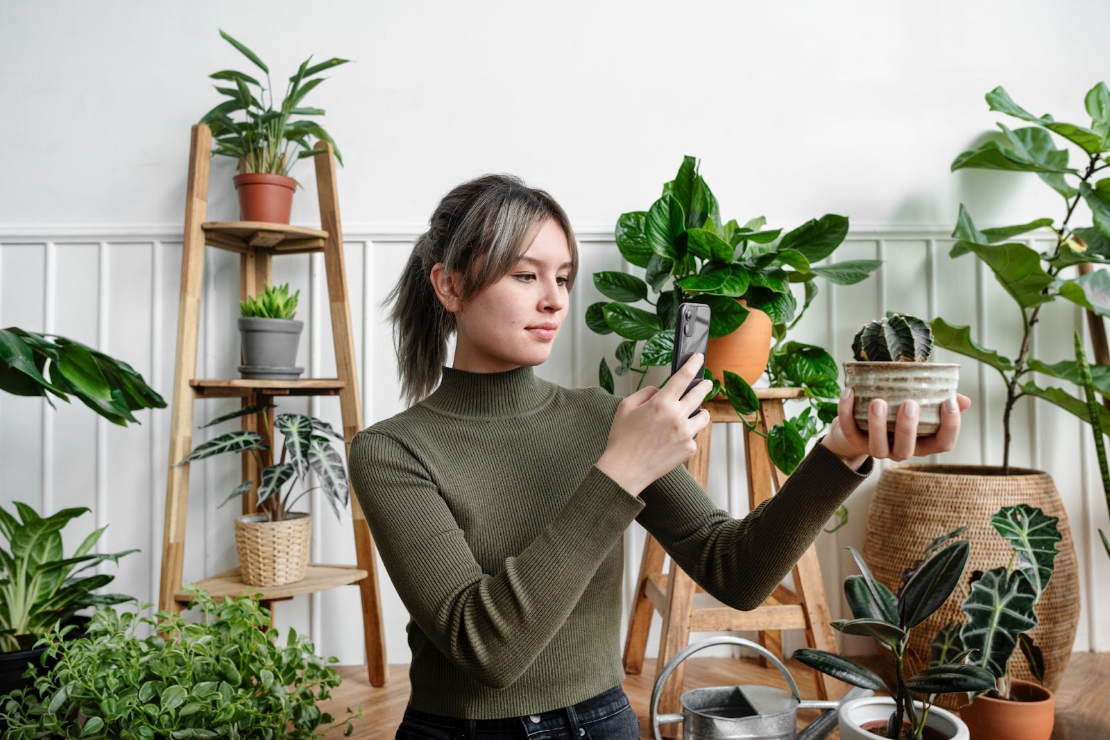 woman taking pictures for social media marketing