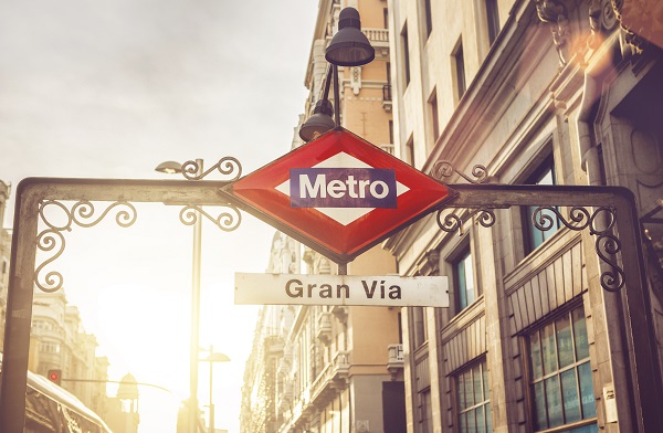 Madrid Metro Sign