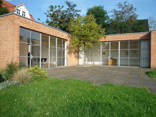Mies-van-der-Rohe-Haus Berlin