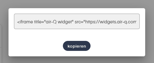 Ausgabe Codezeile über einem dunklen Button mit der Aufschrift kopieren