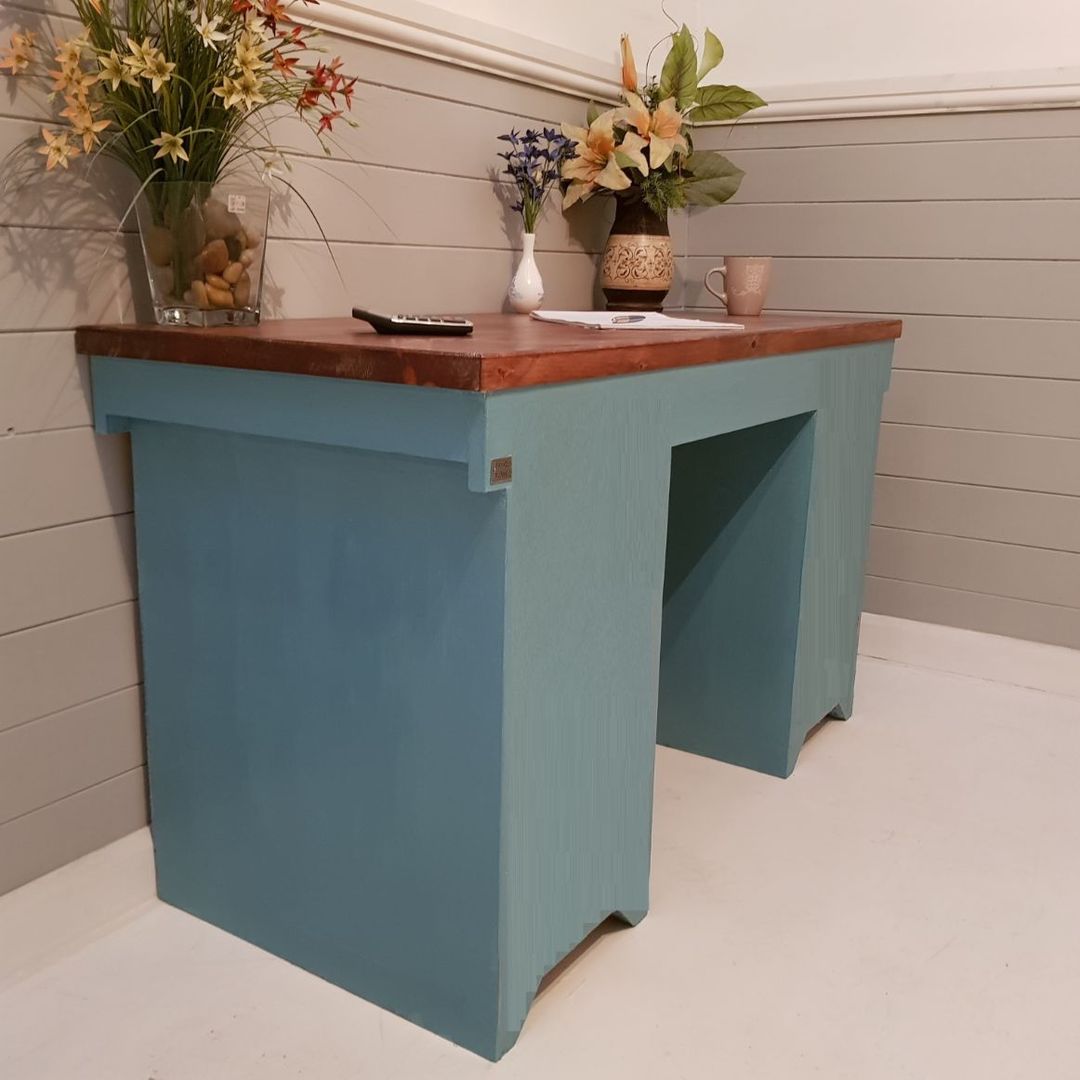 Wooden Dining Tables | Handmade Bespoke Dining Tables