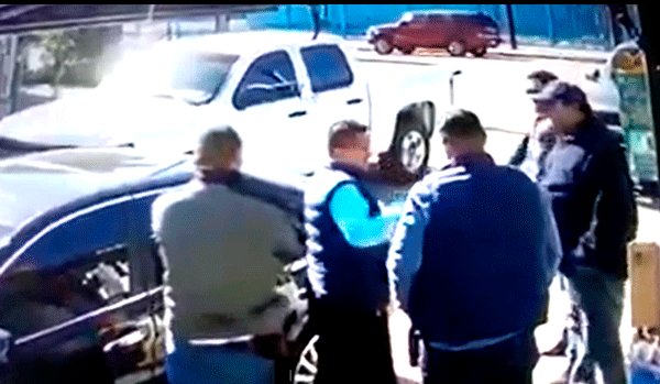 Sedicentes policías hacen de las suyas en Mexicali