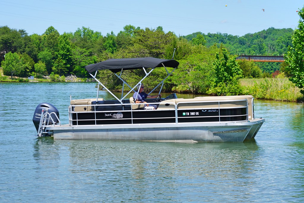 G3 SunCatcher V322 Cruise Harbortowne Marine Full Service Marine