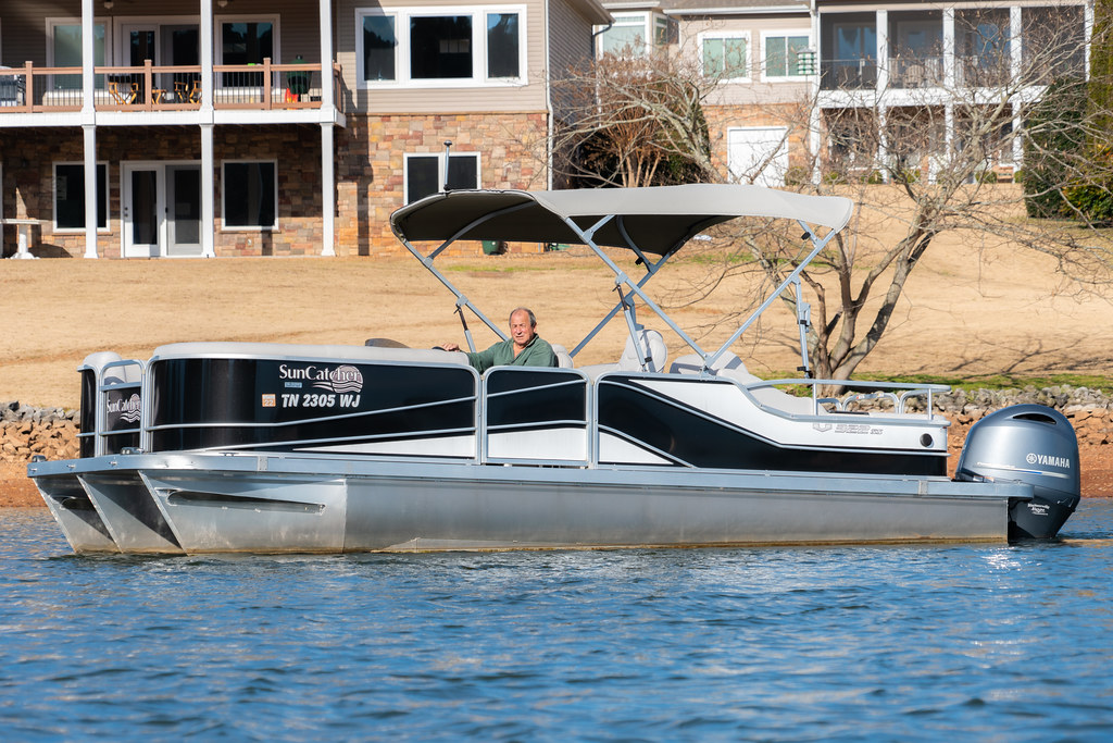 G3 SunCatcher V322 SS Harbortowne Marine Full Service Marine Brokerage