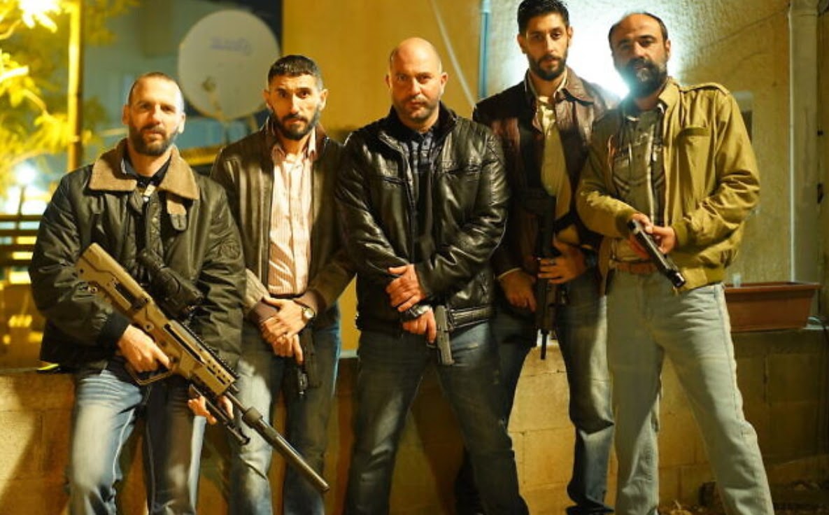 Fauda star and co-writer Lior Raz (center) plays an Israeli unit commander