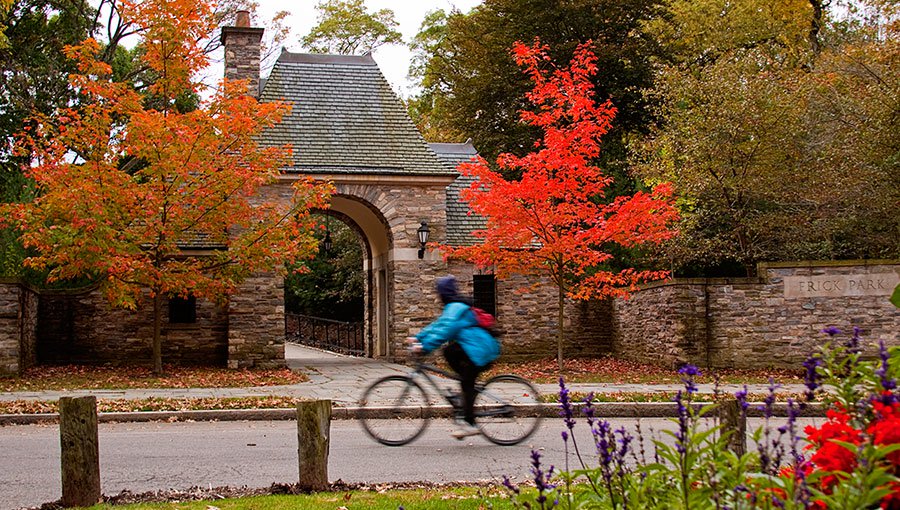 9 of the Best Outdoor Playgrounds in Pittsburgh