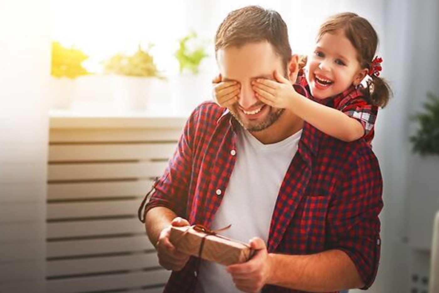 8 Best Gift Cards for Dad on Father’s Day, Christmas, or Just Because