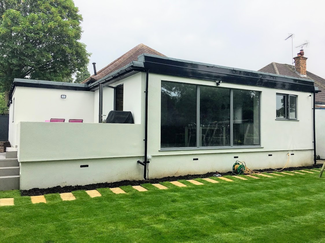 Side Extension: Benefits, costs and regulations