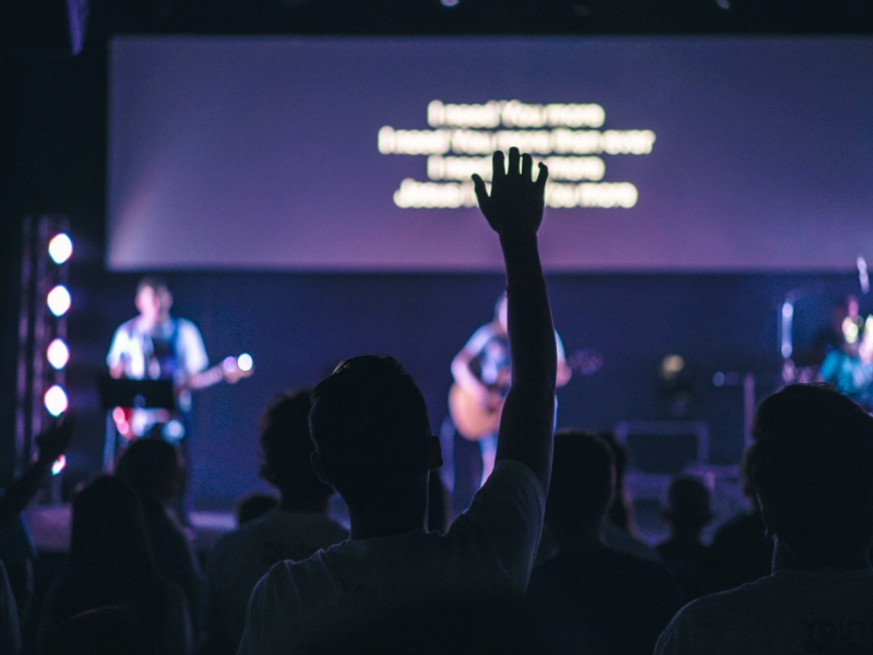 How to Use Digital Signage for Churches to Create Your Brand