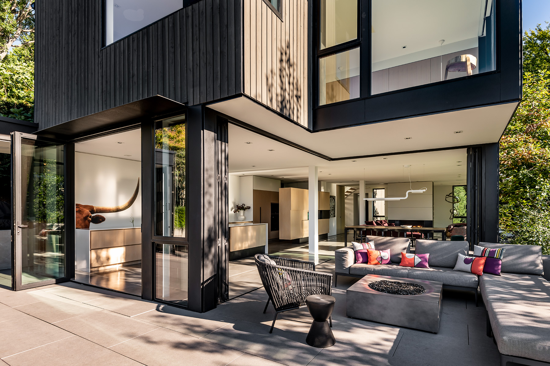 Modern Tree+House – Swivel Interiors