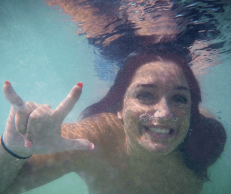 jeri ford tropical traveling nurse underwater swimming