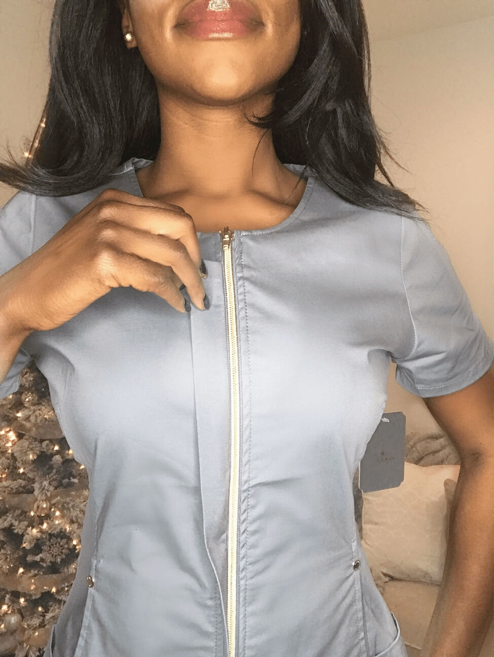 jaanuu nursing scrubs review 1 grey front view top scrub focus