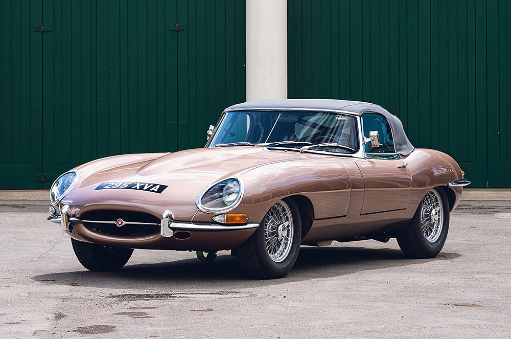 1961 Jaguar E-Type Roadster