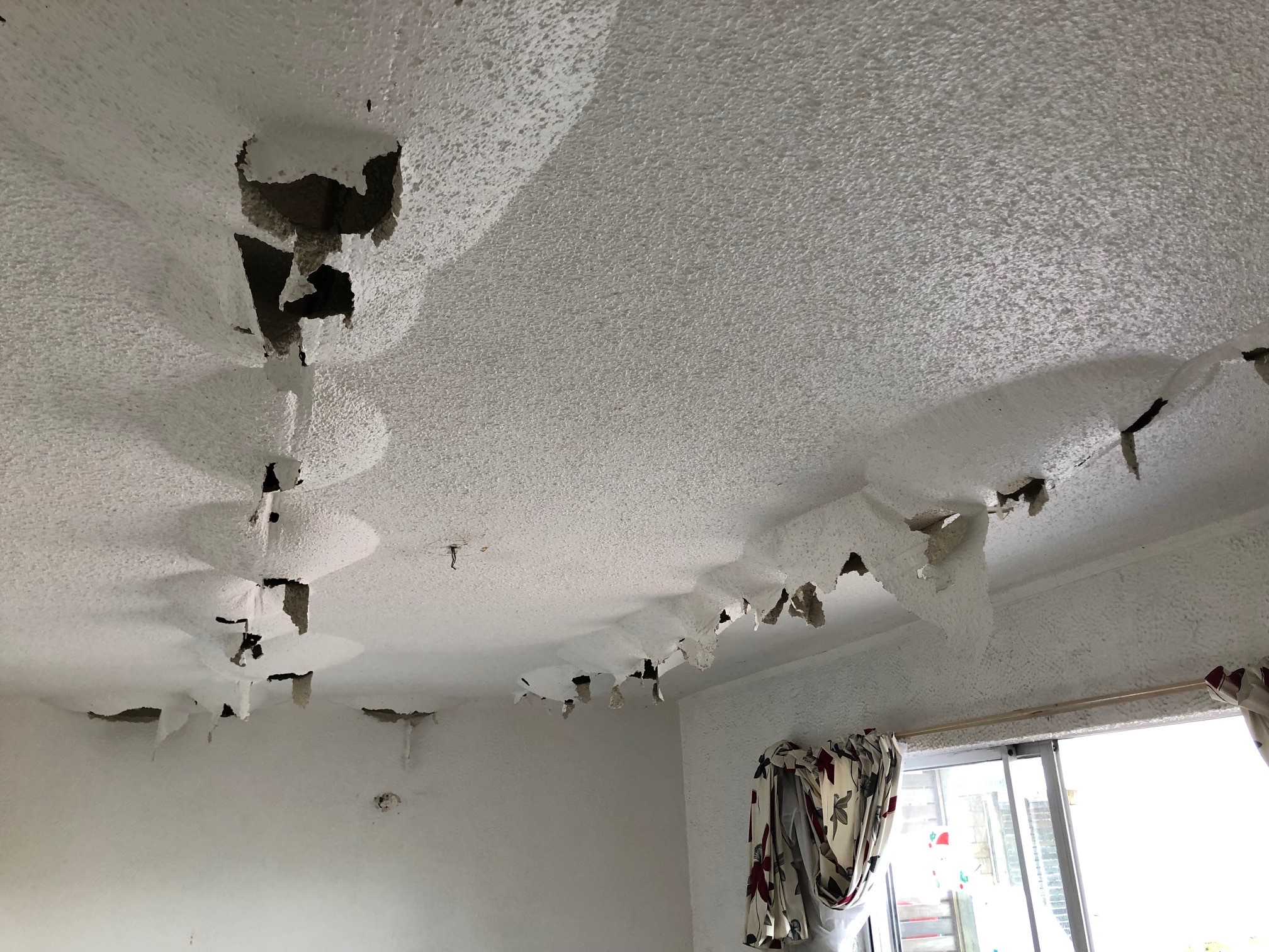 How to deal with a flood causing water damage in your home