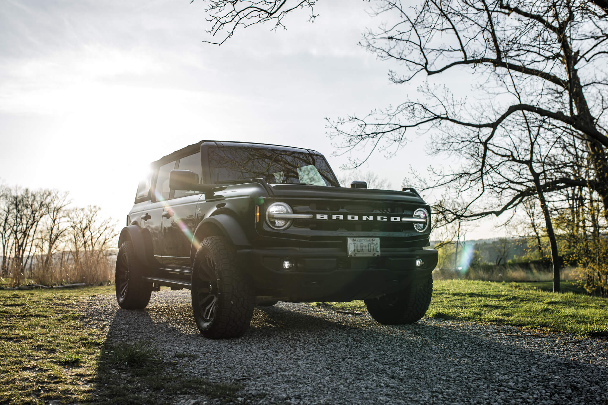 Off-Road Clash: Bronco vs Gladiator 2023 Edition