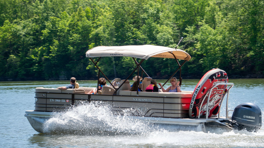 Twin Creeks Tims Ford Lake, TN Village • Marina • Resort