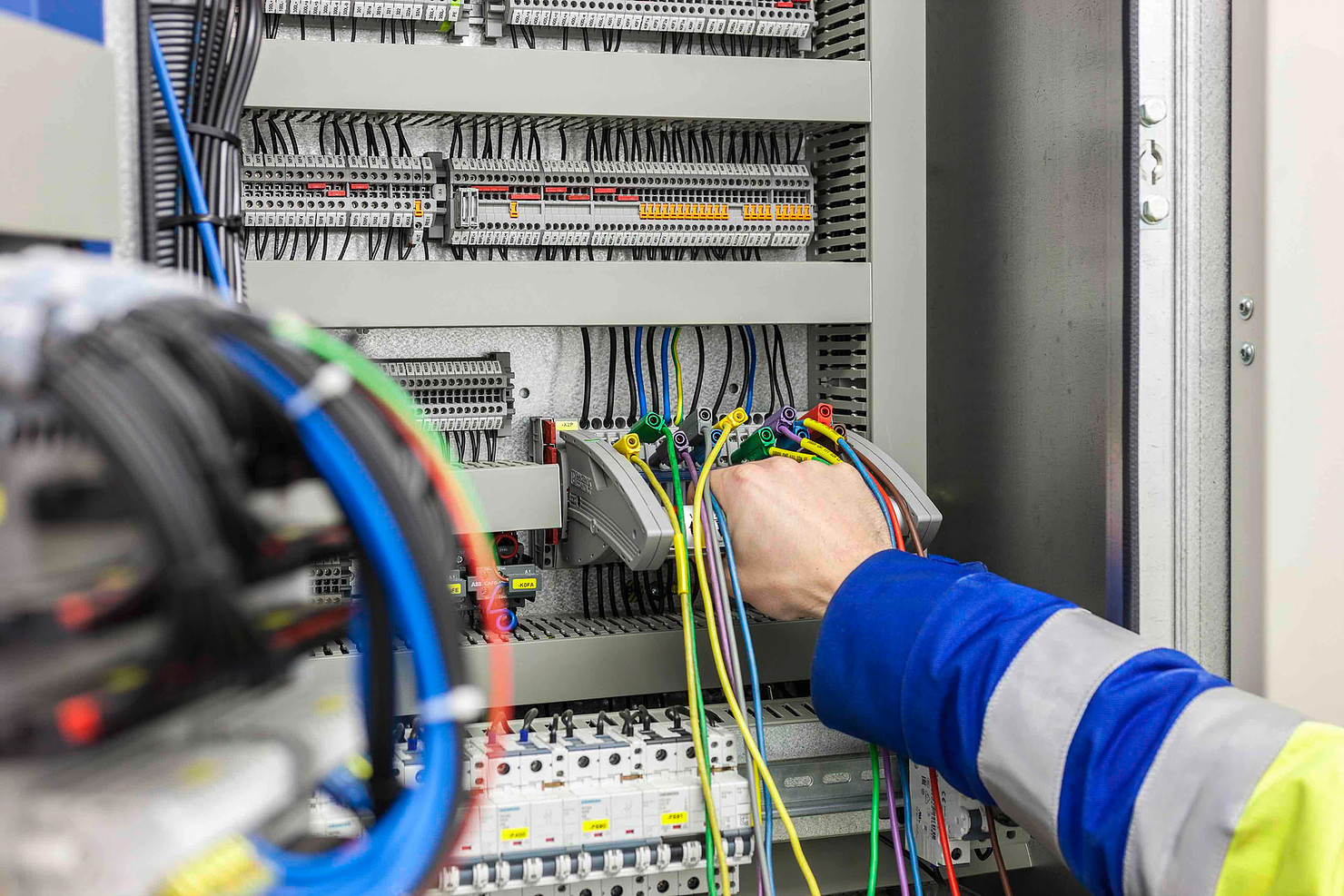 Fame Phoenix Contact