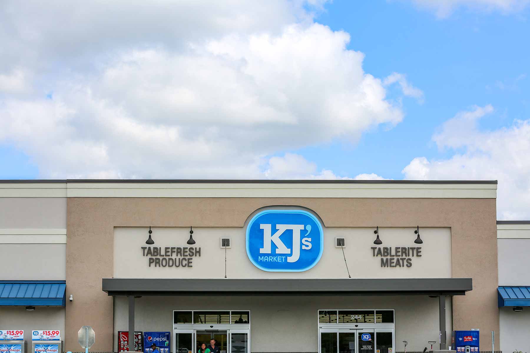 Visit Lake City, SC Dining KJ's Market IGA