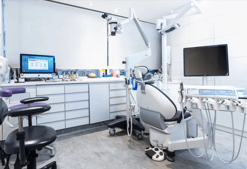 Dental Clinic In Central Hong Kong Smith and Jain Dentists