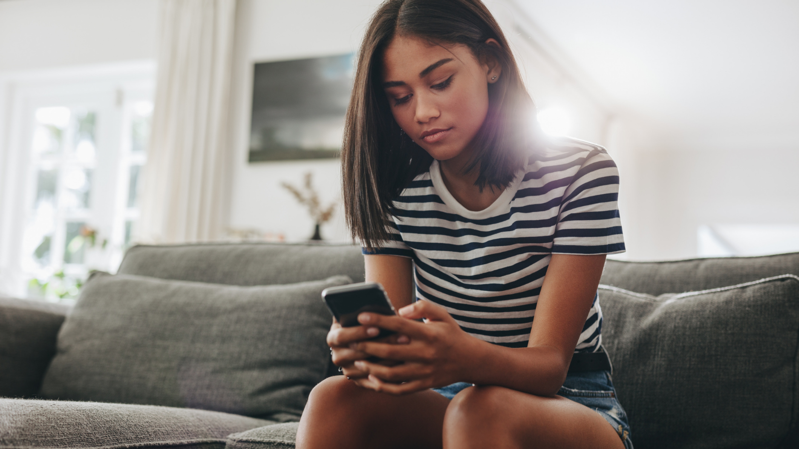 Refine chat macros for agents to use with customers