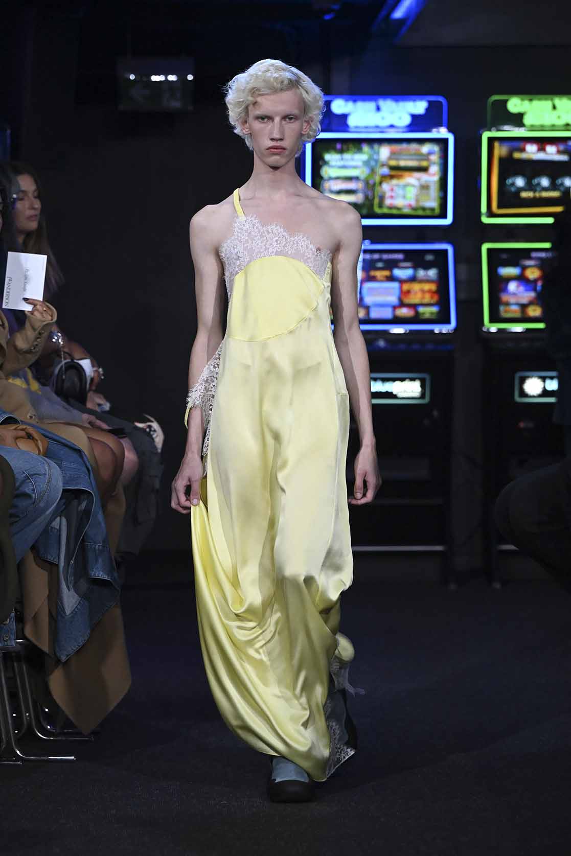 JW Anderson Women’s Spring Summer 2023