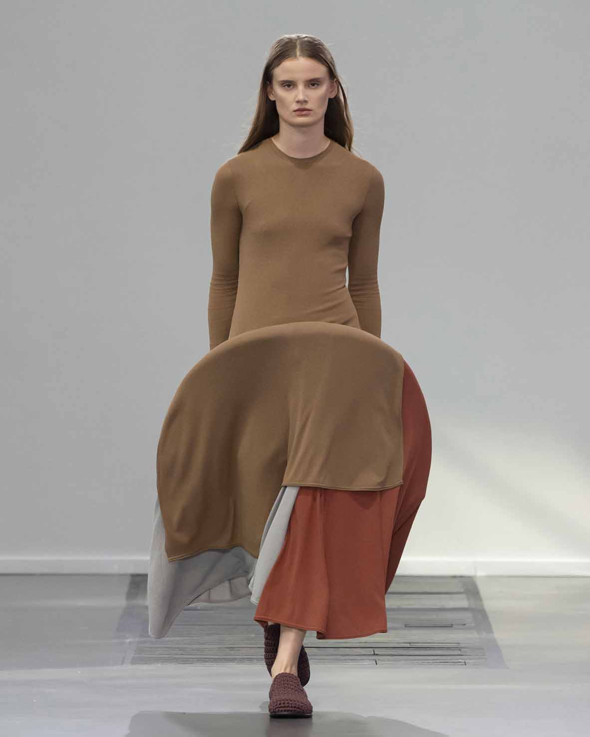JW Anderson Spring/Summer 24 Womenswear Runway Imagery