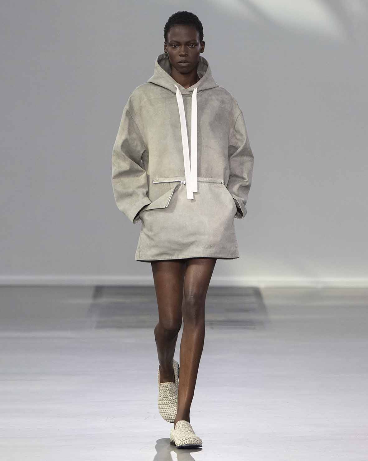 JW Anderson Spring/Summer 24 Womenswear Runway Imagery