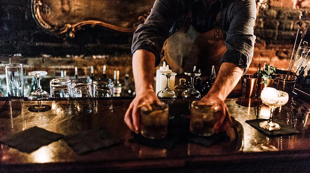 bartender making drinks