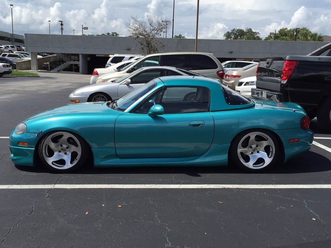 NA/NB Mazda Miata 9005 fiberglass hardtop