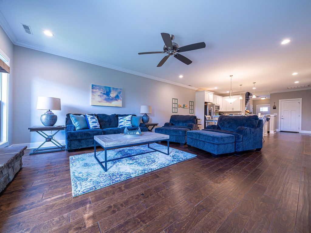 Twin Creeks Tims Ford Lake, TN Village • Marina • Resort