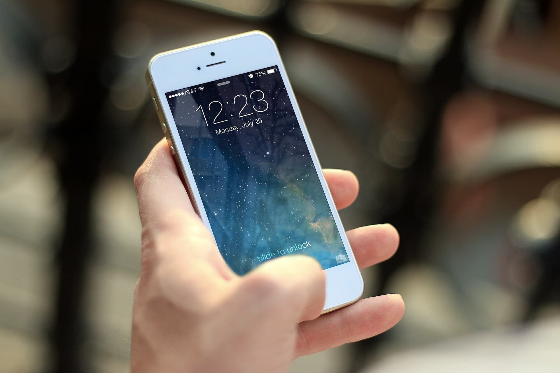 How to Deduct Cell Phone Bill on Taxes