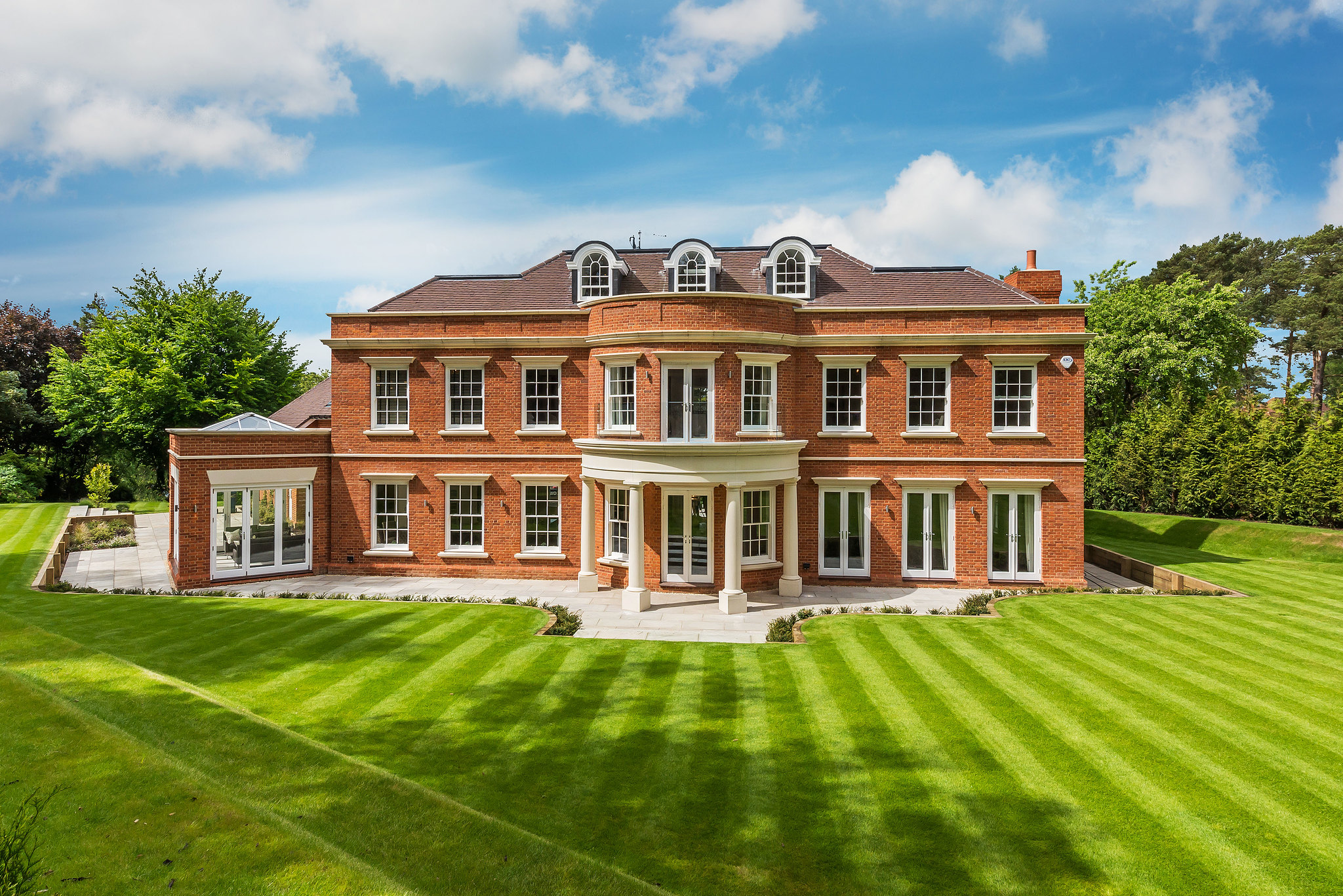 Waverley House, Farnham Ascot Design