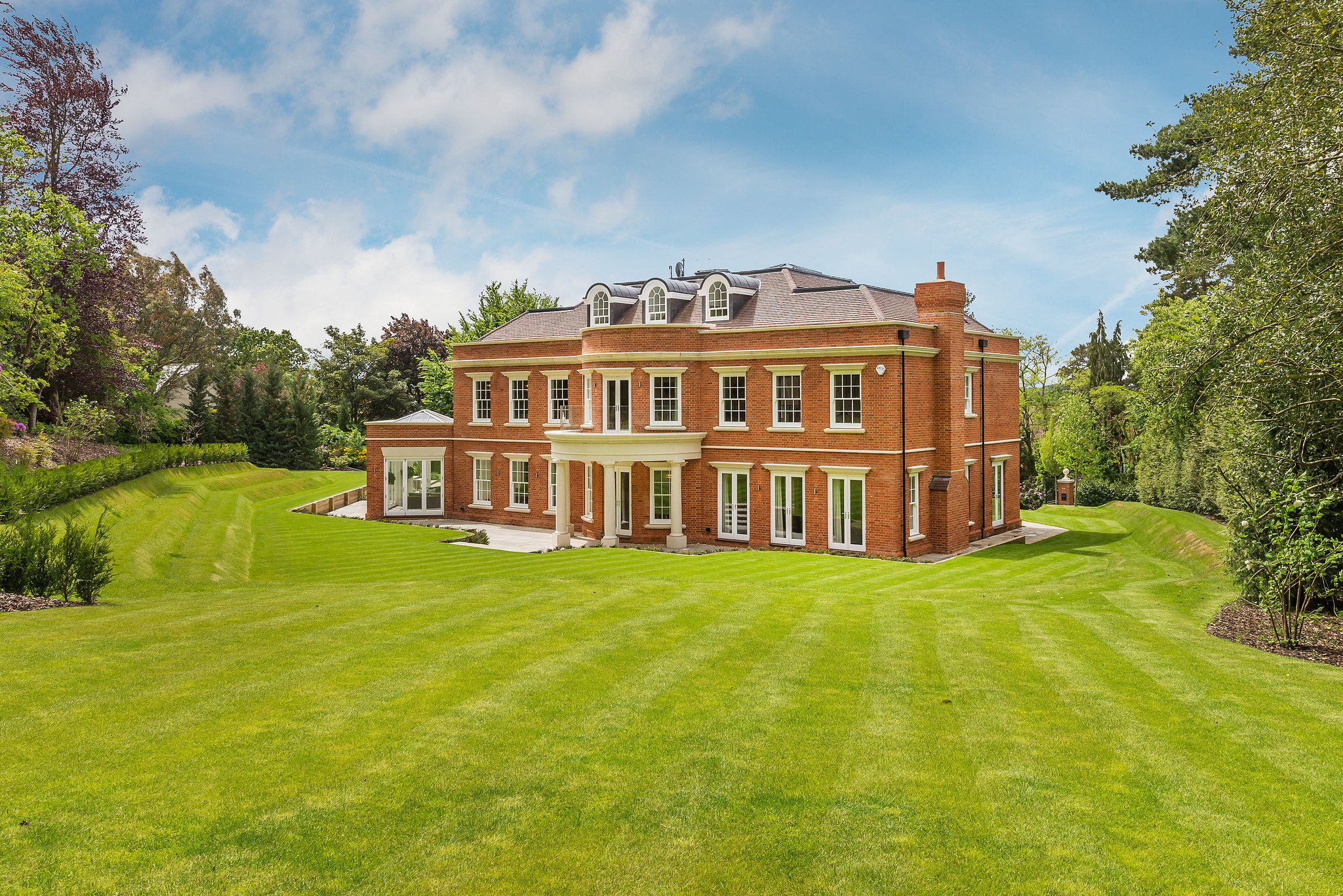 Waverley House, Farnham Ascot Design