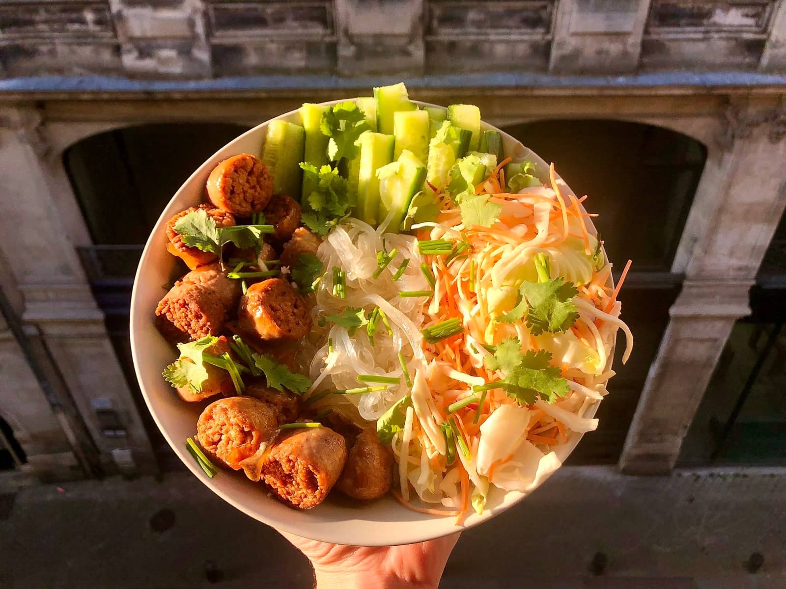 Salade Bo Bun Veggie faible en calories, riche en protéines