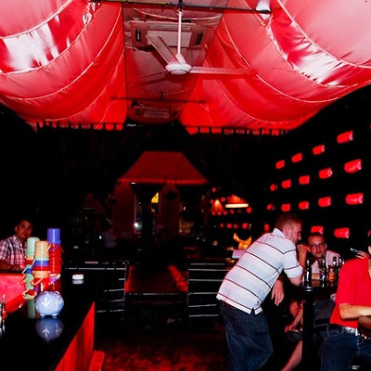 hair-of-the-dog-hanoi-nightlife