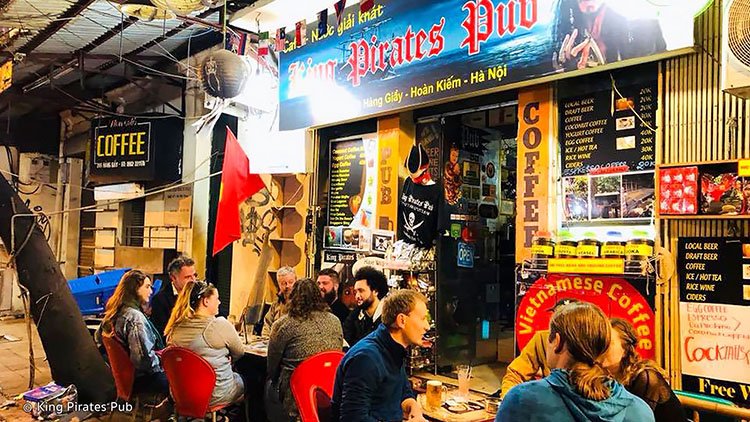 king-pirates-pub-hanoi-nightlife