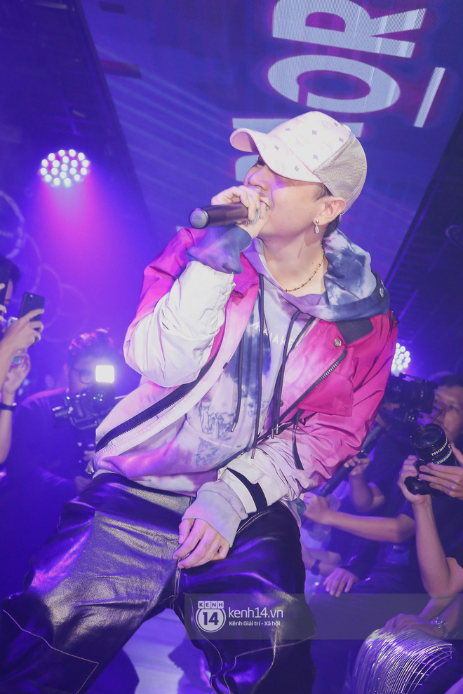 1 ngày sau khi 16 Typh bị loại, Binz rủ rê học trò cùng diễn Bigcityboi, nguyên dàn thí sinh Rap Việt bất ngờ đến chung vui! - Ảnh 14.