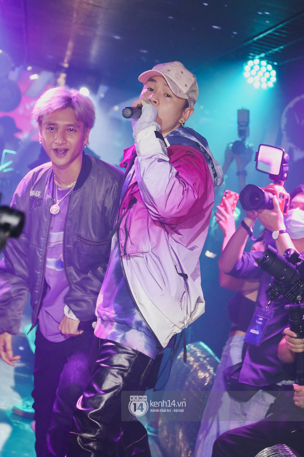 1 ngày sau khi bị loại, Binz rủ rê 16 Typh cùng rap Bigcityboi trên sân khấu, nguyên dàn thí sinh Rap Việt bất ngờ đến chung vui! - Ảnh 18.